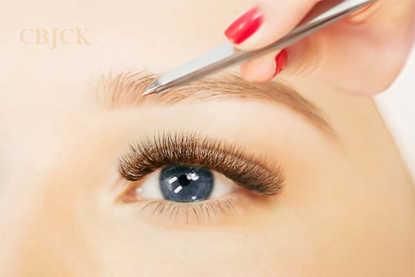 How to do Eye Makeup